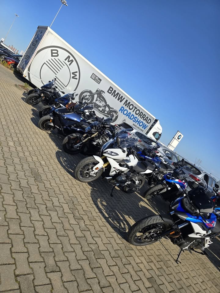 BMW Motorrad Roadshow
