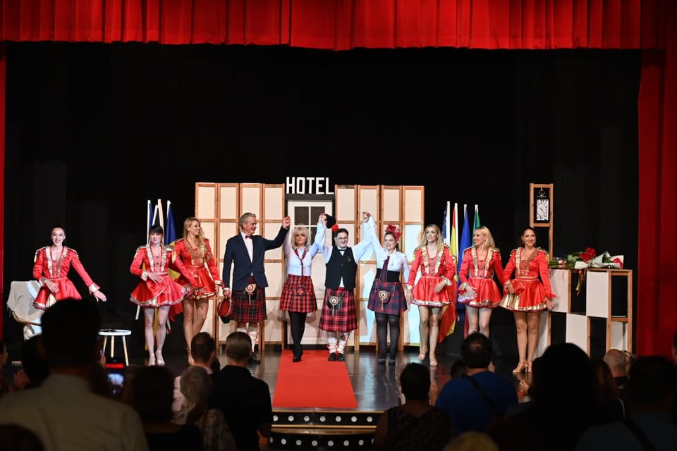 “INTERPRETUL” – comedie muzicală