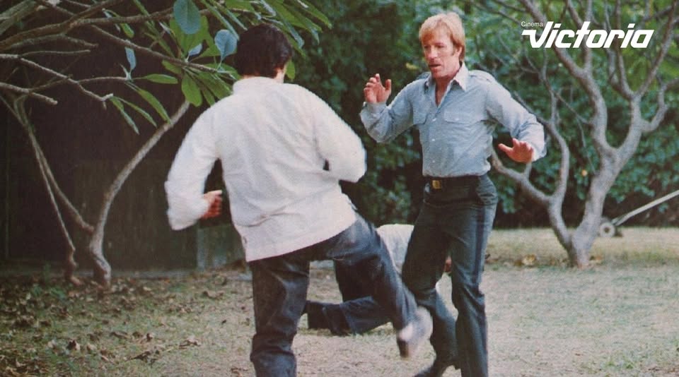 Tribut Chuck Norris: Răzbunare în forță / Forced Vengeance (1982)| KARATE DAY