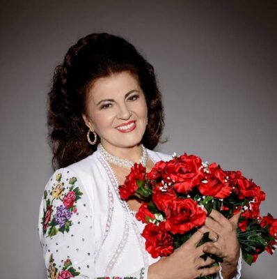 Irina Loghin Oficial