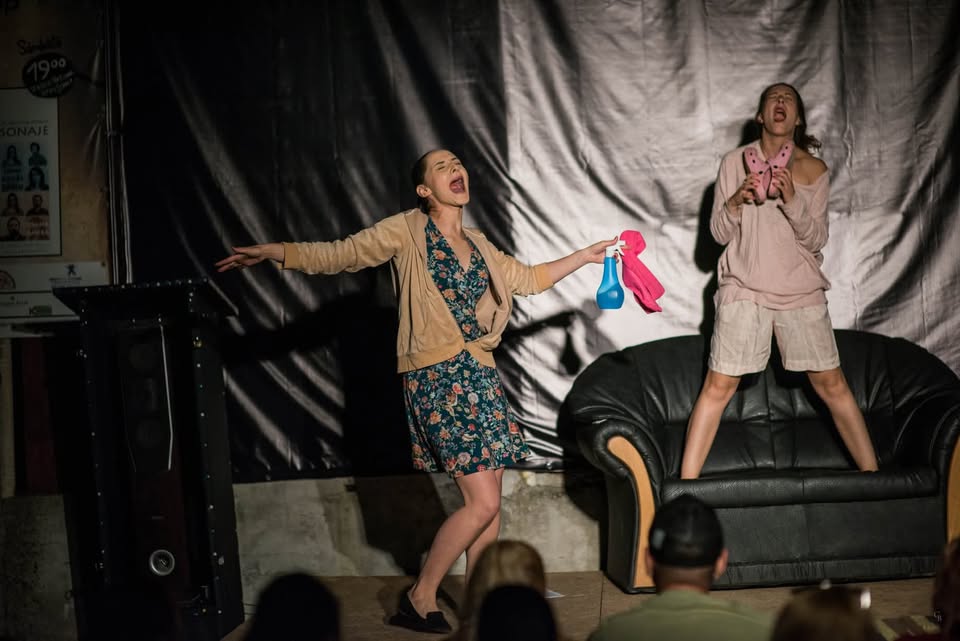 Dragostea durează o săptămână – BIS Teatru (Timișoara)